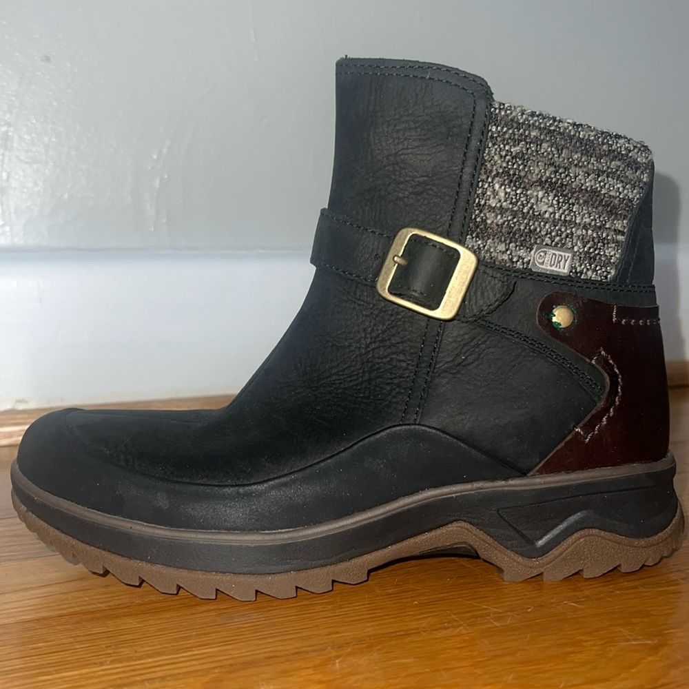 Women's Merrell Eventyr Strap - Waterproof Black Suede/Fabric/Leather